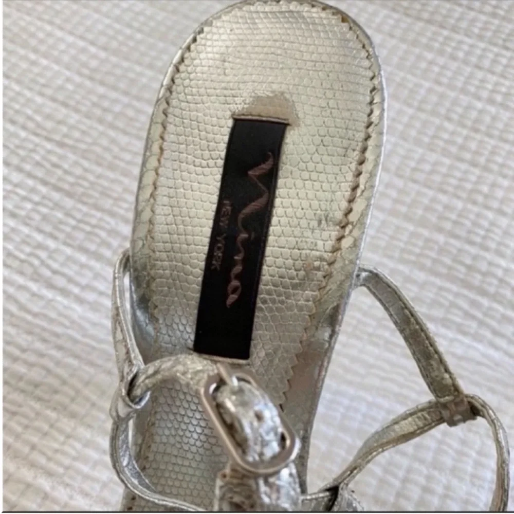 Women's Nina Metallic Silver Strappy Heels Size 9